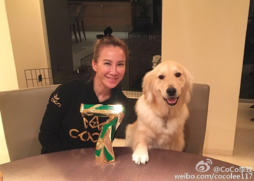 李玟晒“歌王”奖杯网友：实至名归（图）