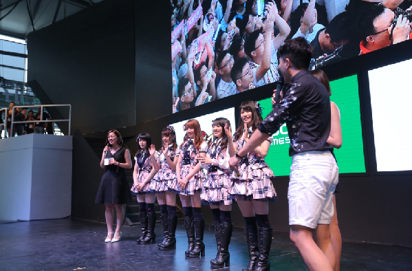 萌翻全场！花椒全程直击AKB48上海ChinaJoy行