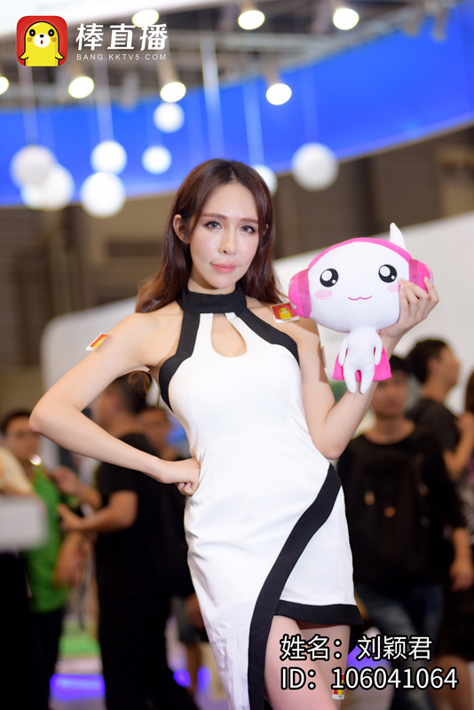 限胸后的CJ Showgirl暗淡棒主播耀眼