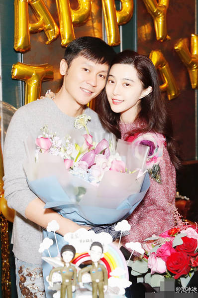 甜蜜！范冰冰晒照为李晨庆生 遭网友催婚