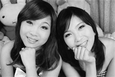 孪生姐妹考上大学查出尿毒症 双双决定捐献遗体