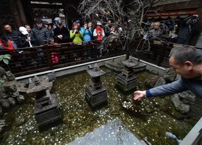 点击进入下一页